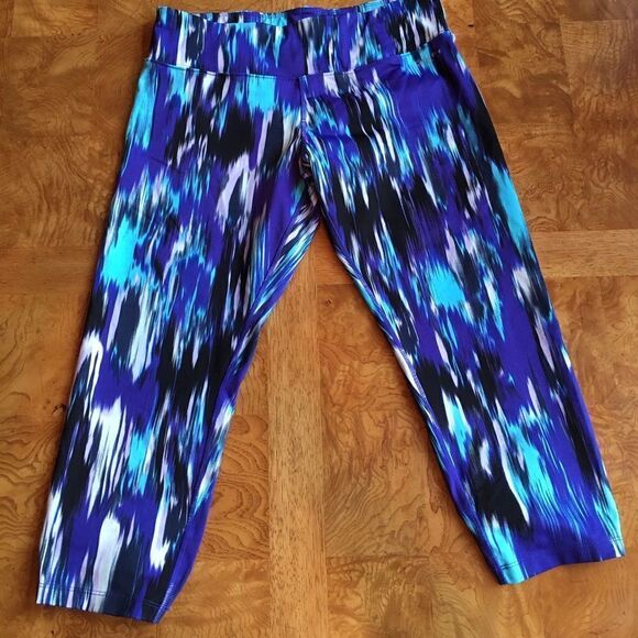 CALVIN KLEIN Capri Leggings in Ocean Blues! - Picture 1 of 8